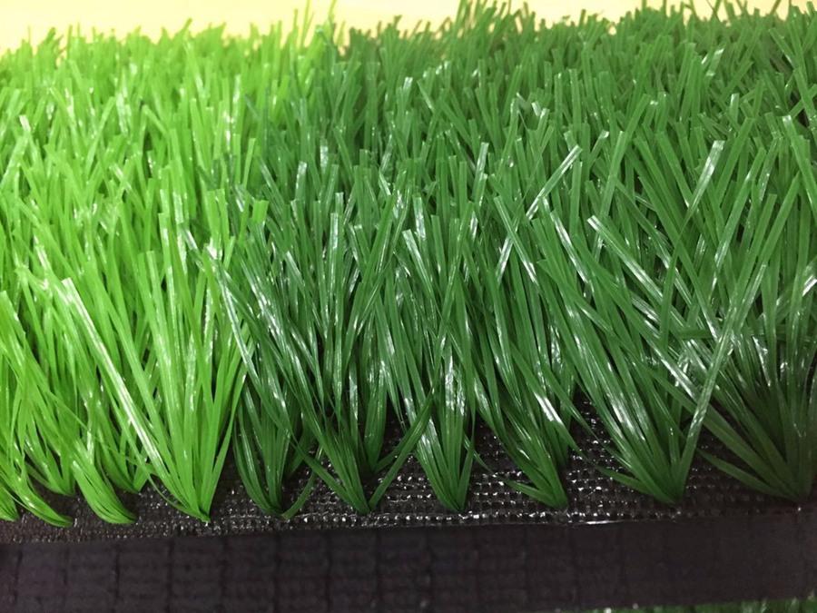 人造草足球場(chǎng) 免填充人造草 人造草坪材料