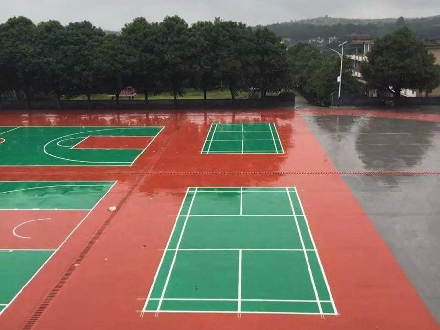 如何辨別丙烯酸球場(chǎng)涂料品質(zhì)的好壞?丙烯酸球場(chǎng)涂料的特點(diǎn)介紹