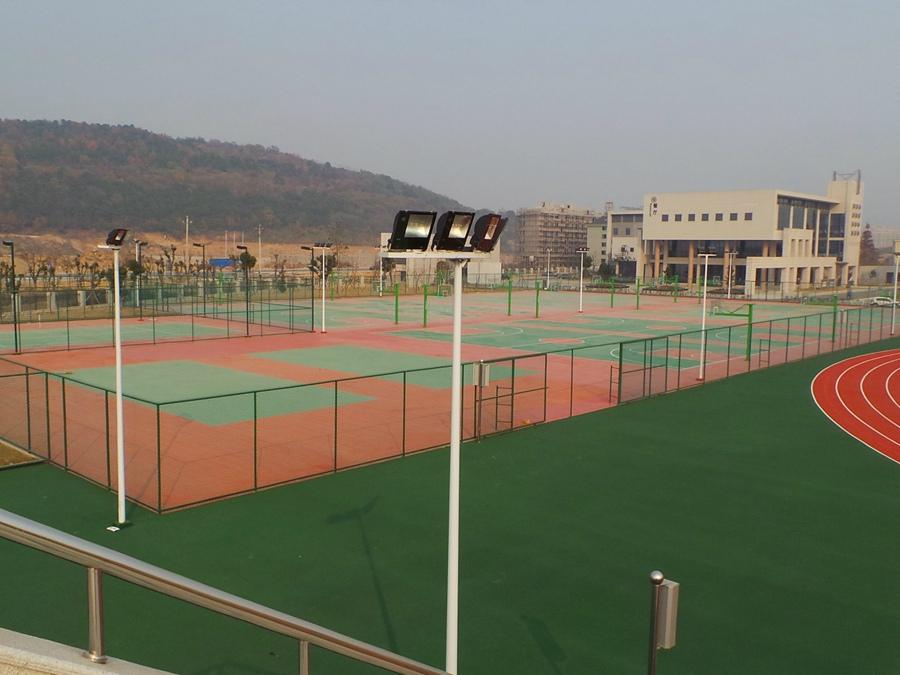 硅PU藍球場鋪設應注意什么？  硅PU藍球場正確鋪設方法