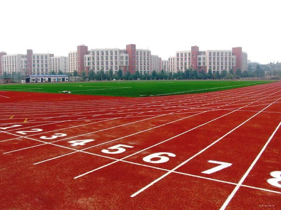 混合型塑膠跑道的性能特點(diǎn)有哪些？