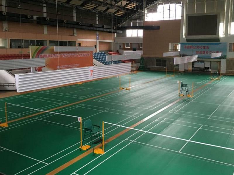 PVC羽毛球場有哪些優(yōu)勢？